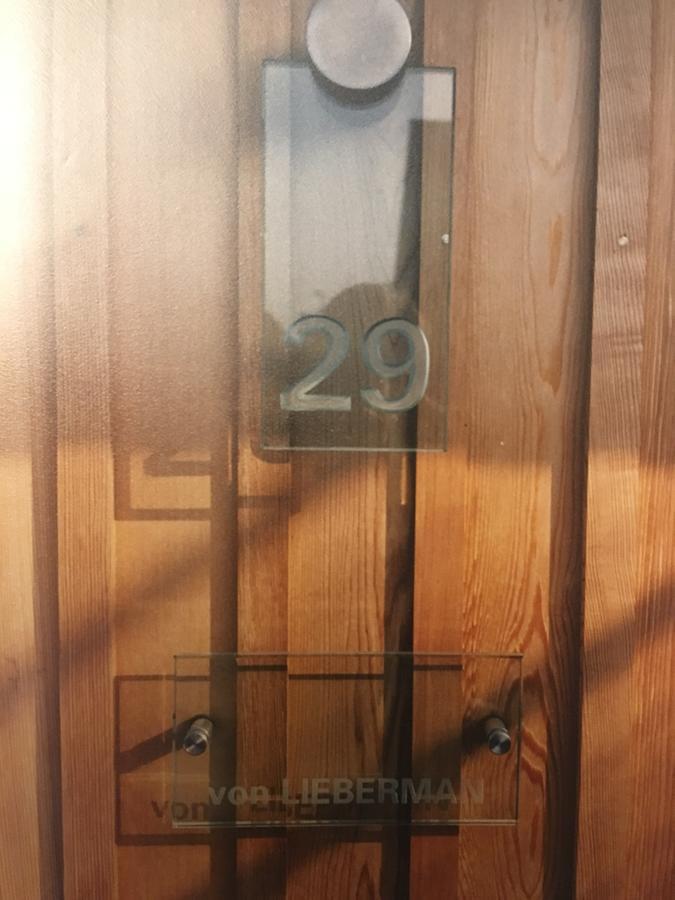 Gaestehaus/Fewos/Boardinghaus Lueneburg Sued エクステリア 写真